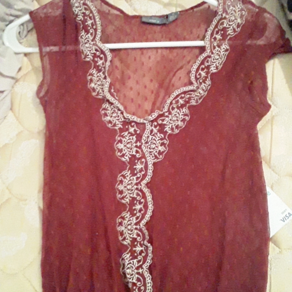 See thru top,apt 9, size small, maroon